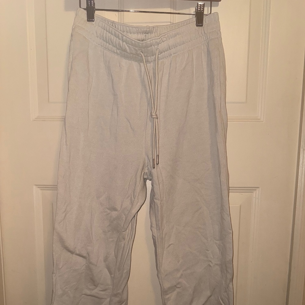 Stretchy joggers